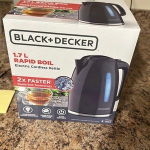 BRAND NEW! Electric Kettle